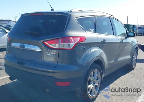 2016 Ford Escape Titanium из США, поврежденный, VIN 1FMCU9JX2GUA59065